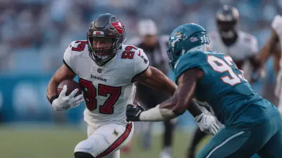 Breaking Down the Key Plays That Defined the 2027 Playoffs