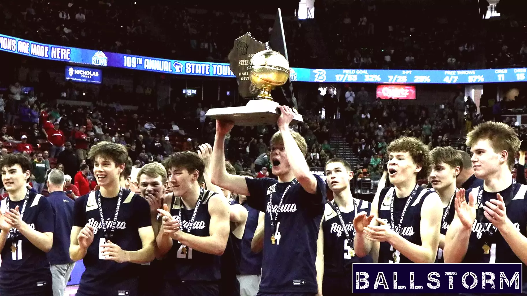Aquinas Blugolds Clinch Division 4 State Championship