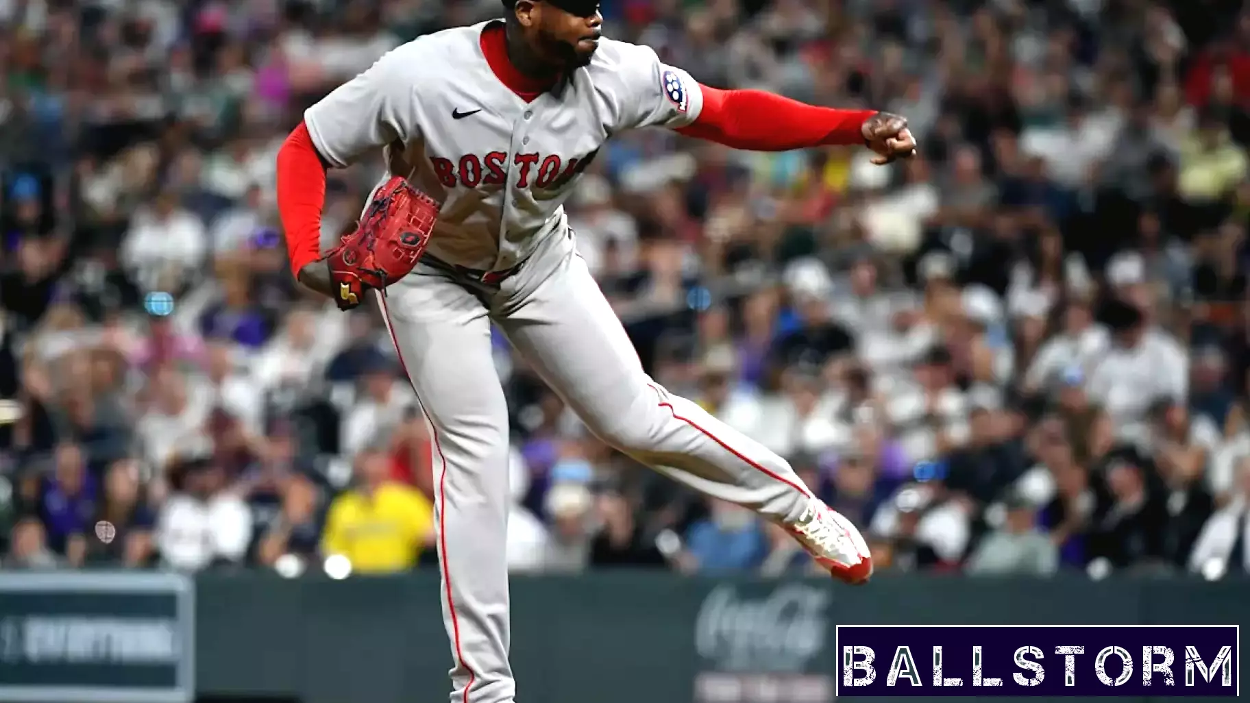 Cubs After Dark: Should the Team Bring Back Aroldis Chapman?