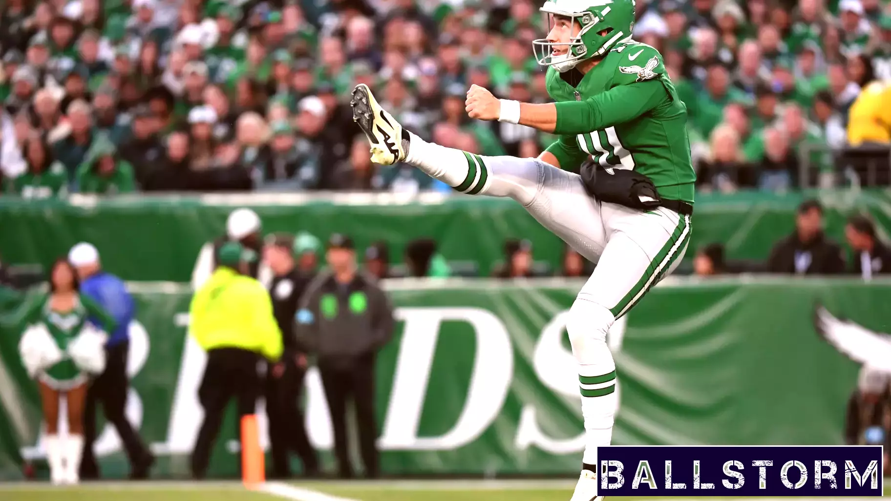 Eagles re-signing free agent punter Braden Mann