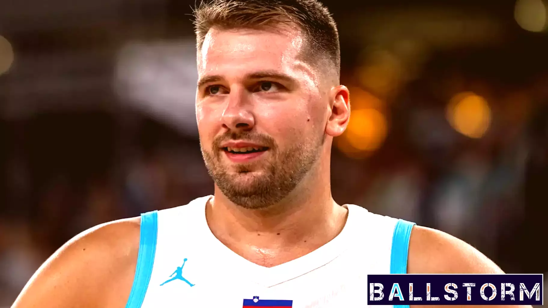 Luka Dončić Cleared to Play Following Knee Injury Scare