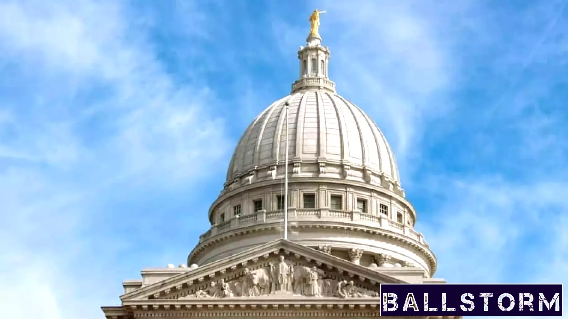 Wisconsin Advances Mobile Sports Betting Legislation