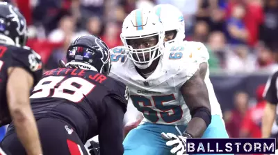 Cowboys Make Strategic Moves by Signing OG Rob Jones