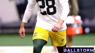 Packers rookie kicker Trey Smack struggles at Tuesday's OTA practice